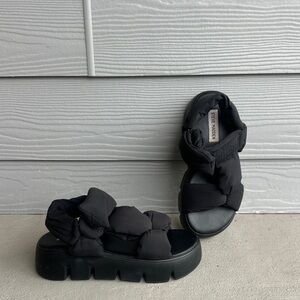 Steve Madden Black Xandra Puffer Platform Sandals